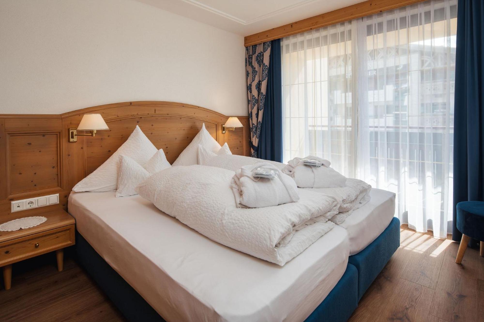 Hotel Garni Alpenruh-Micheluzzi سيرفاوس المظهر الخارجي الصورة