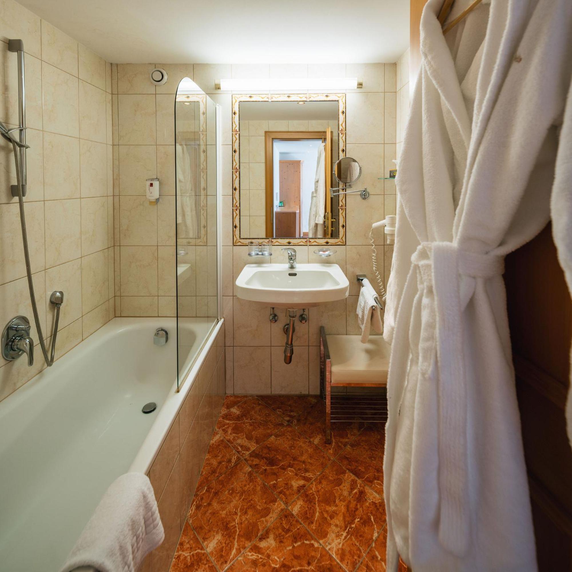 Hotel Garni Alpenruh-Micheluzzi سيرفاوس المظهر الخارجي الصورة