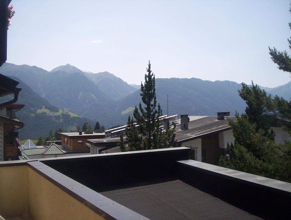 Hotel Garni Alpenruh-Micheluzzi سيرفاوس المظهر الخارجي الصورة