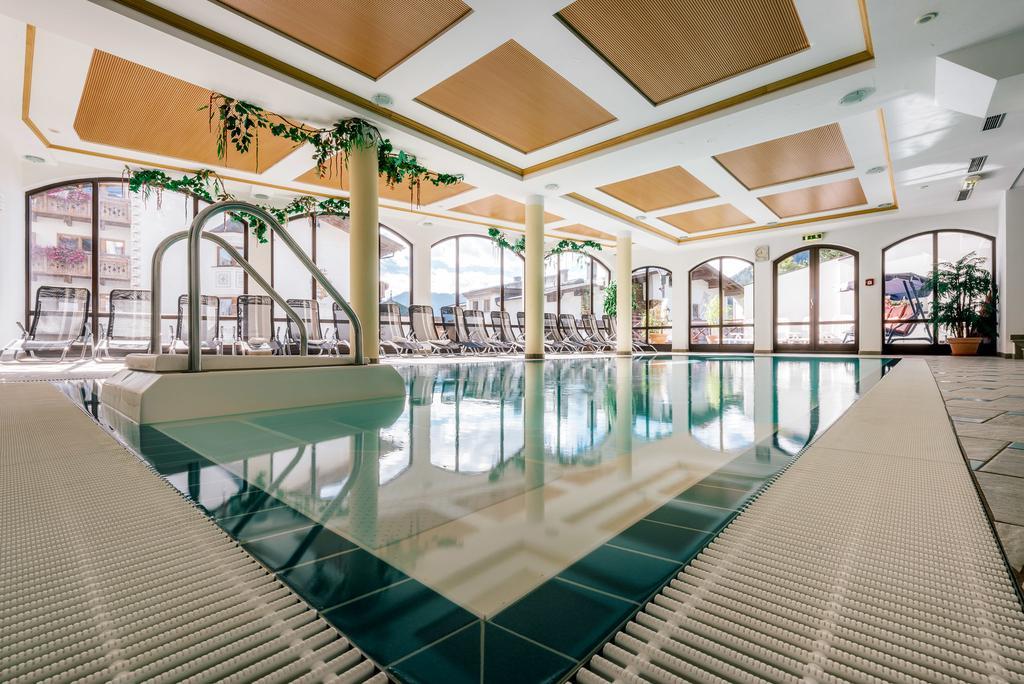 Hotel Garni Alpenruh-Micheluzzi سيرفاوس المظهر الخارجي الصورة