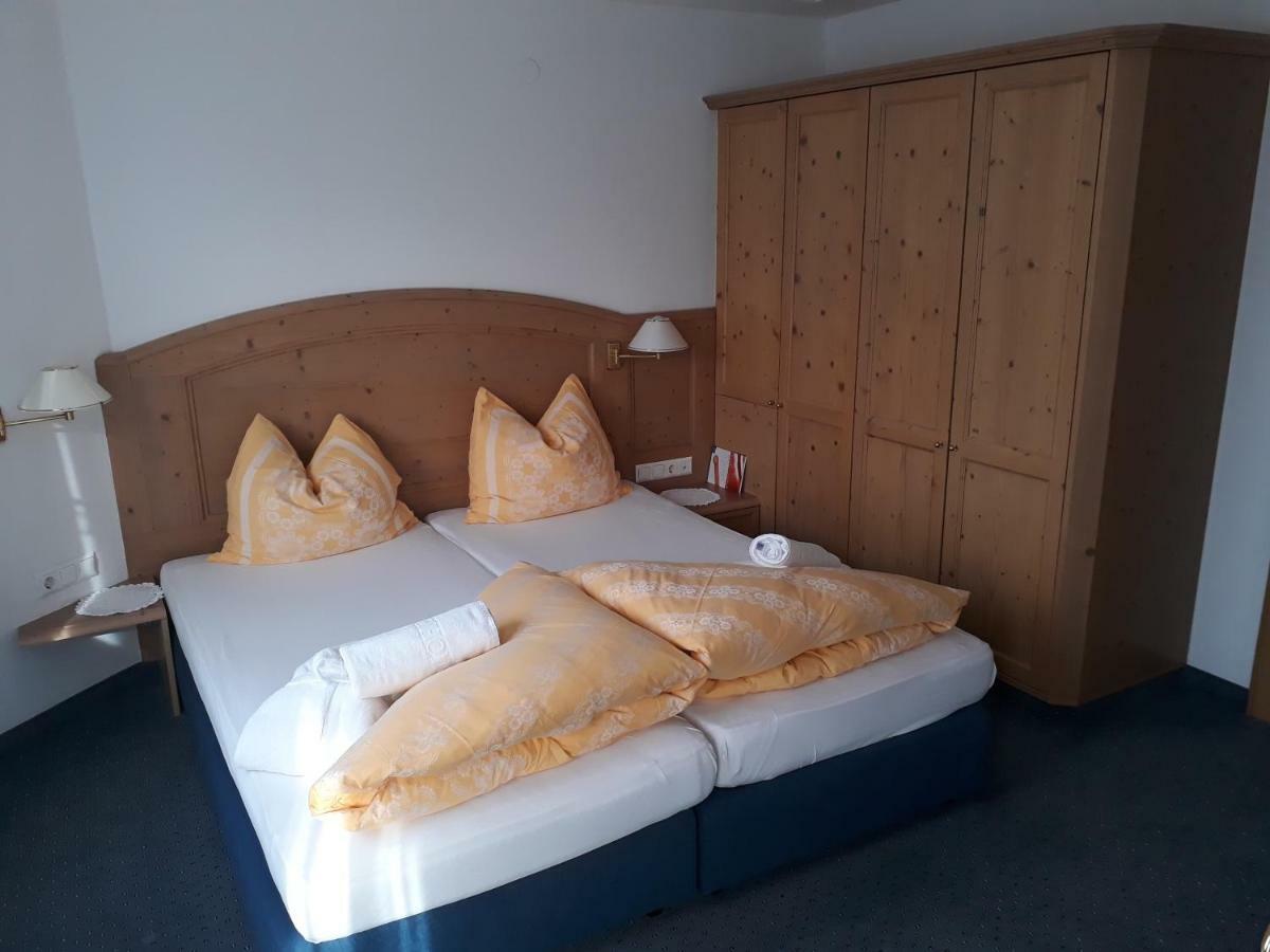 Hotel Garni Alpenruh-Micheluzzi سيرفاوس المظهر الخارجي الصورة